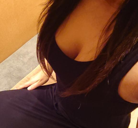藤嶋(スレンダー美人×逆夜這い)